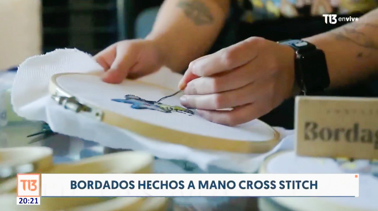 Cargar video: 